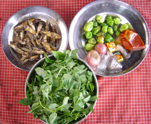 Ingr&eacute;dients sauce Ad&eacute;m&egrave; par Afrique.fr